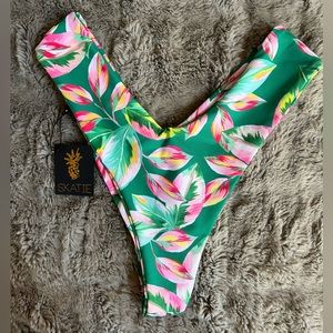New Skatie Mandi Bottoms in Tortuga